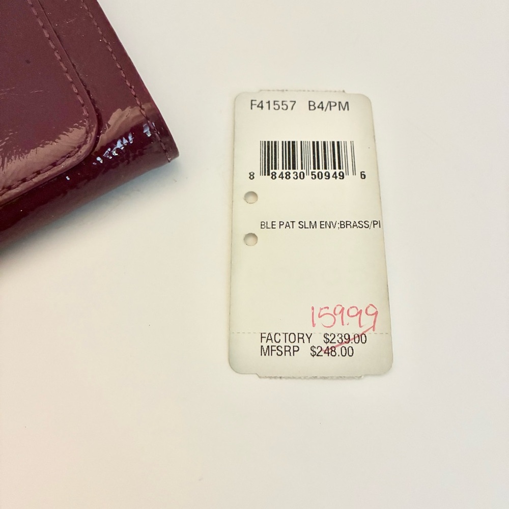 Y2K Coach Burgundy Patent Leather Bleecker Brass Buckle Trifold Wallet - Picture 6 of 6